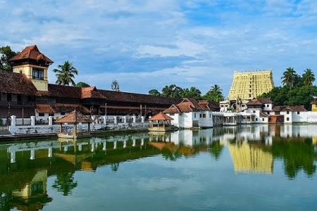 Kerala Tour – 7 Nights and 8 Days (Deluxe)