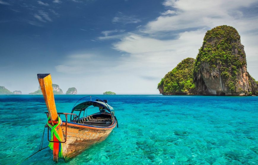 Explore Andaman: Ultimate Fun – 4 Person (April. 23 – Sep. 23) (6 Nights/7 Days) 3 Star* Deluxe Accommodation