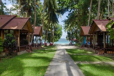 Explore Andaman: Ultimate Fun – 4 Person (April. 23 – Sep. 23) 7 Nights/8 Days 4 Star* Luxury Accommodation