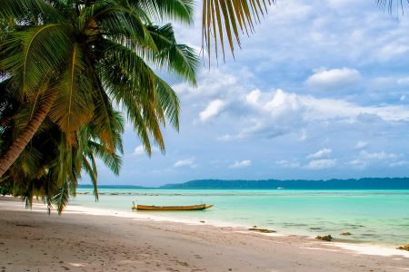 Explore Andaman : Ultimate Fun – 06 Persons (April. 23 – Sep. 23) (04 Nights / 05 Days) 3 Star Deluxe Accommodation