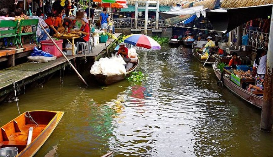 Triveni Floating Market