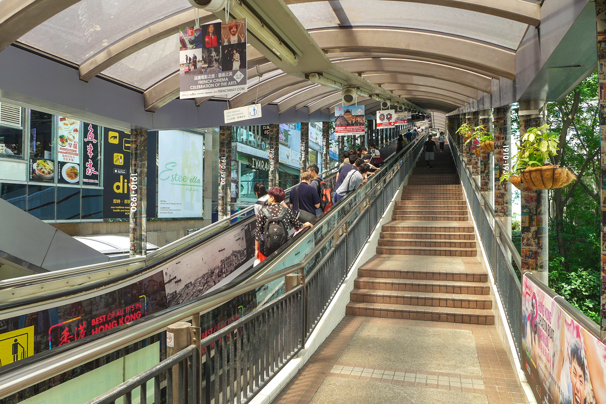 Central-Mid-Levels Escalator || Hong Kong