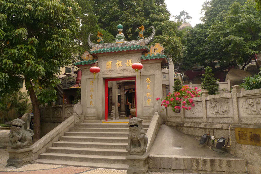 Guan Yin Statue at Lin Fung Temple || Macau