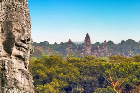 Journey along the Mekong to Angkor Tour Package (8 Nights / 9 Days)