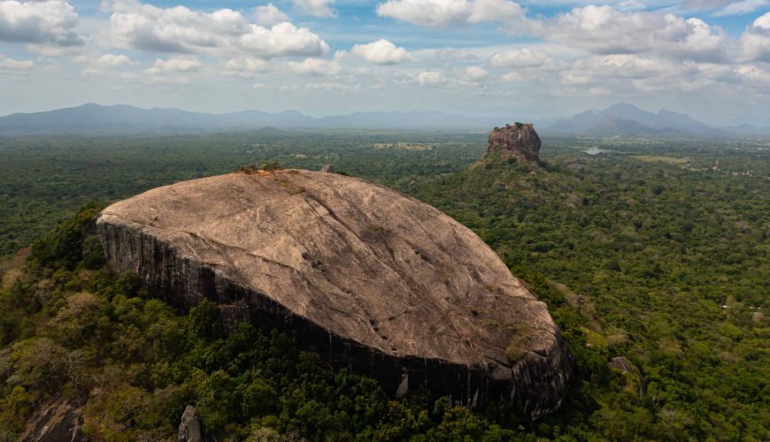 Pidurangala Rock || Sri Lanka