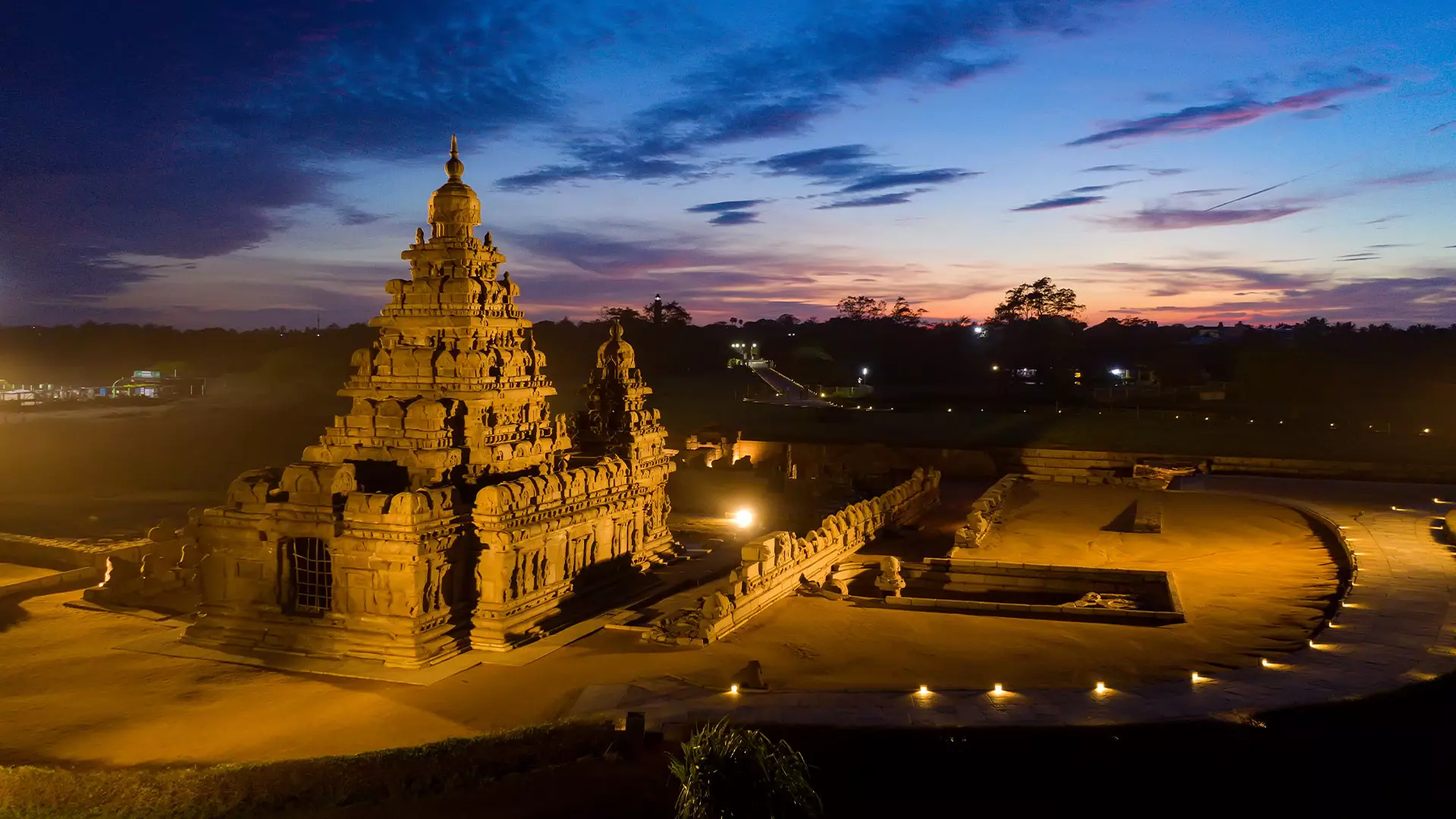 Mahabalipuram – Pondicherry – Chidambaram – Kanchipuram (from Chennai) Tour Package (4 Nights / 5 Days)