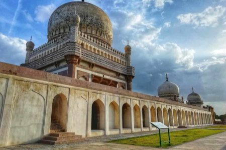 Hyderabad Tour Package (3 Nights/4 Days)
