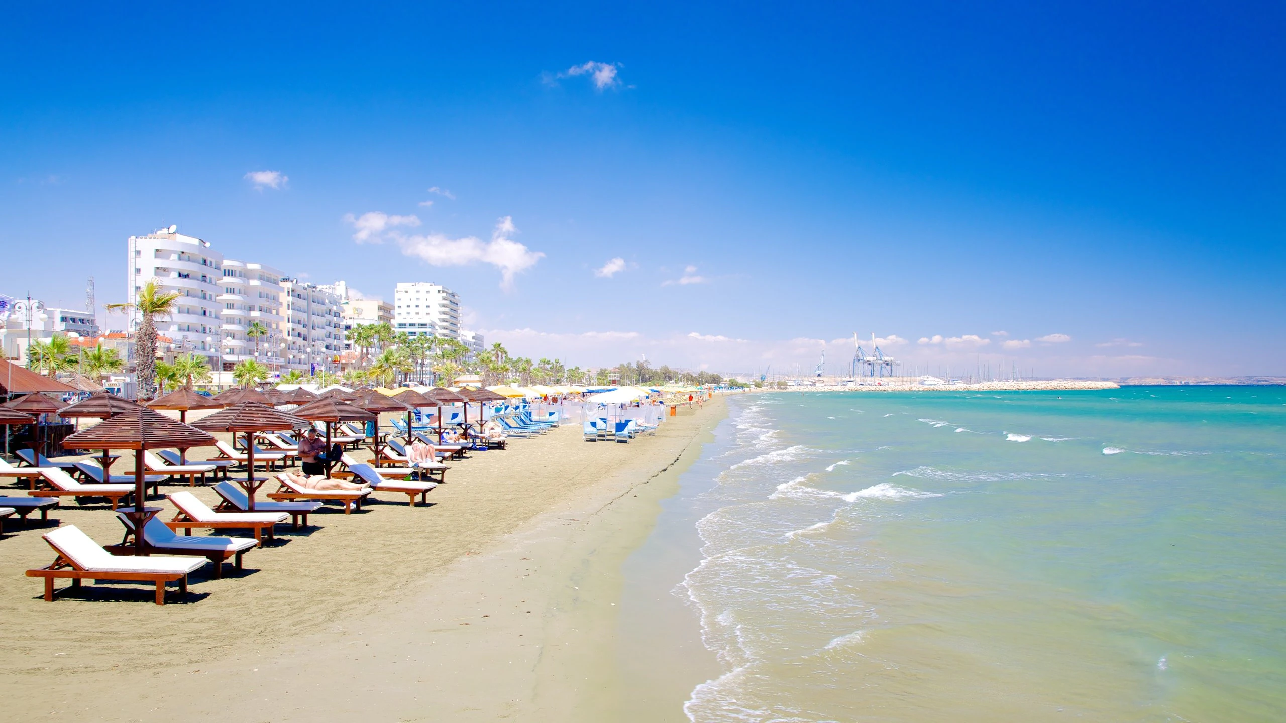 Finikoudes Beach, Larnaca
