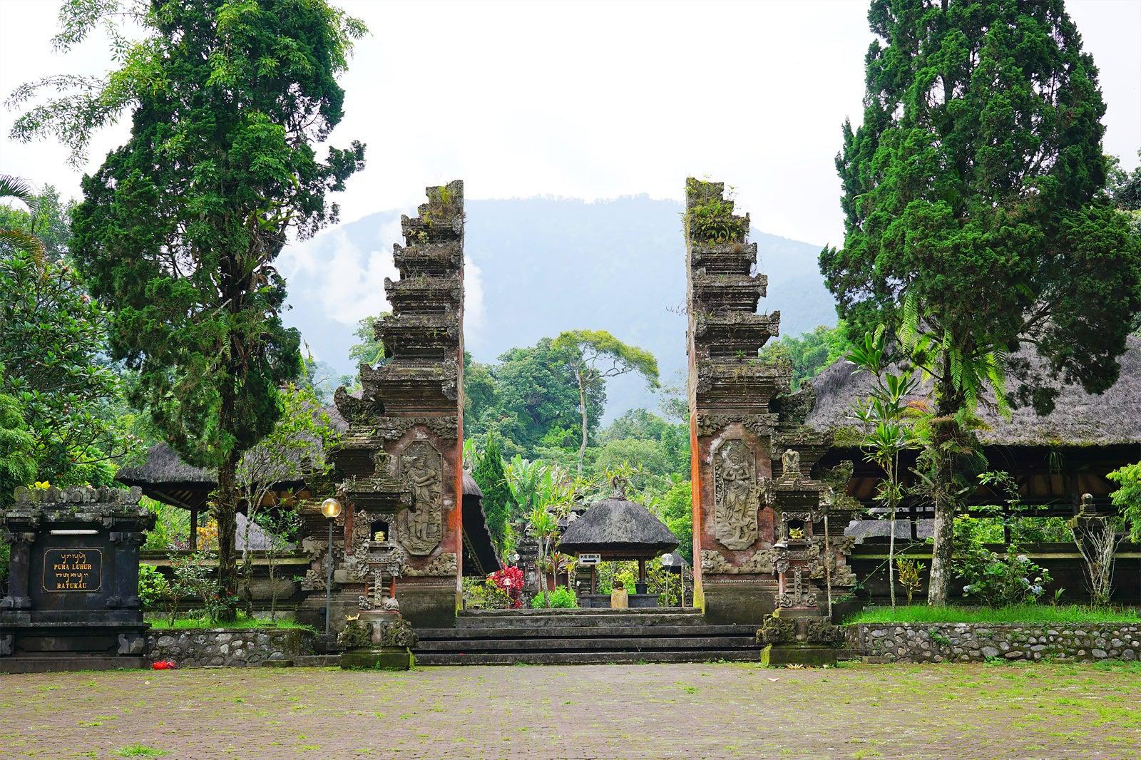 Pura Luhur Batukaru (Batukaru Temple)