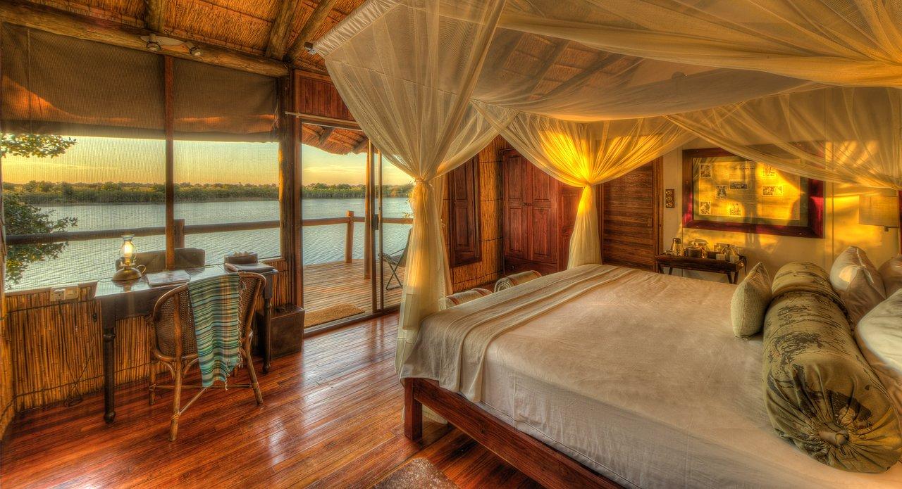 Xugana Island Lodge || Botswana