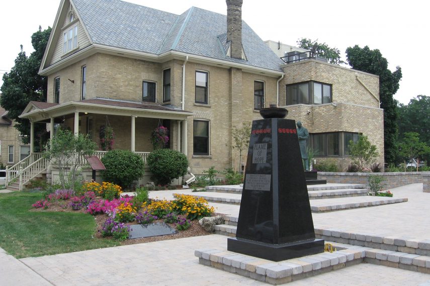 Banting House National Historic Site || London || Canada